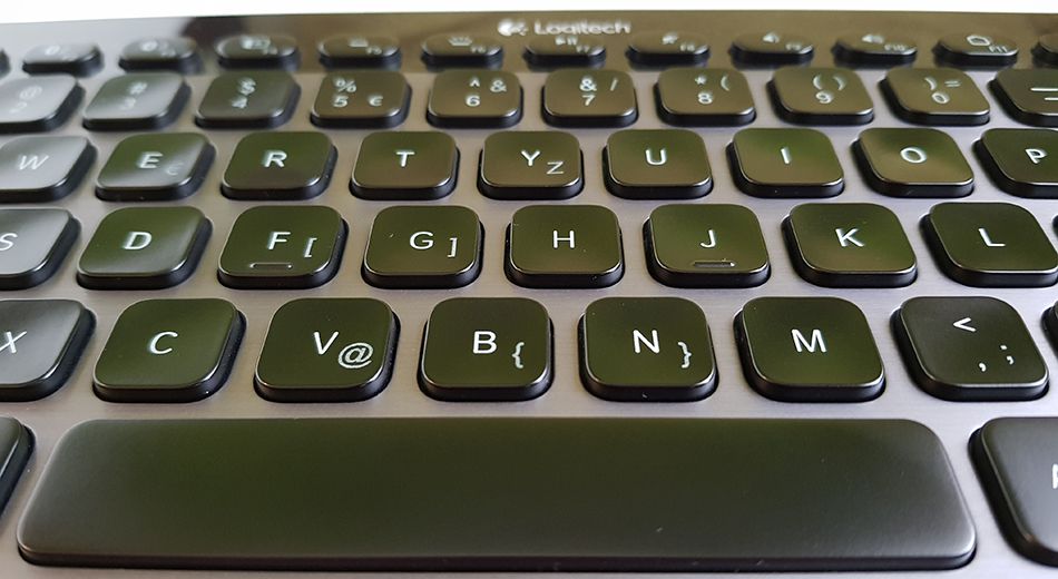 Logitech K810 - center keys