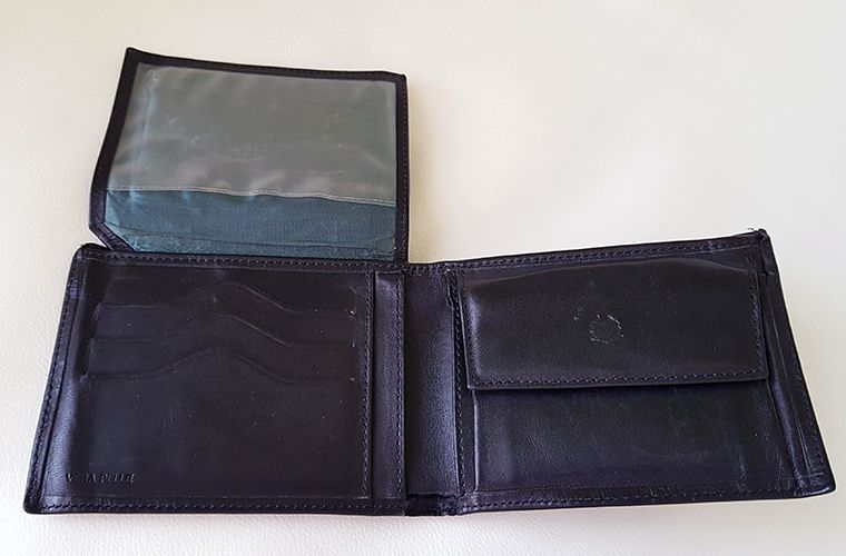 Mens Valentini Leather Wallet - Open 3