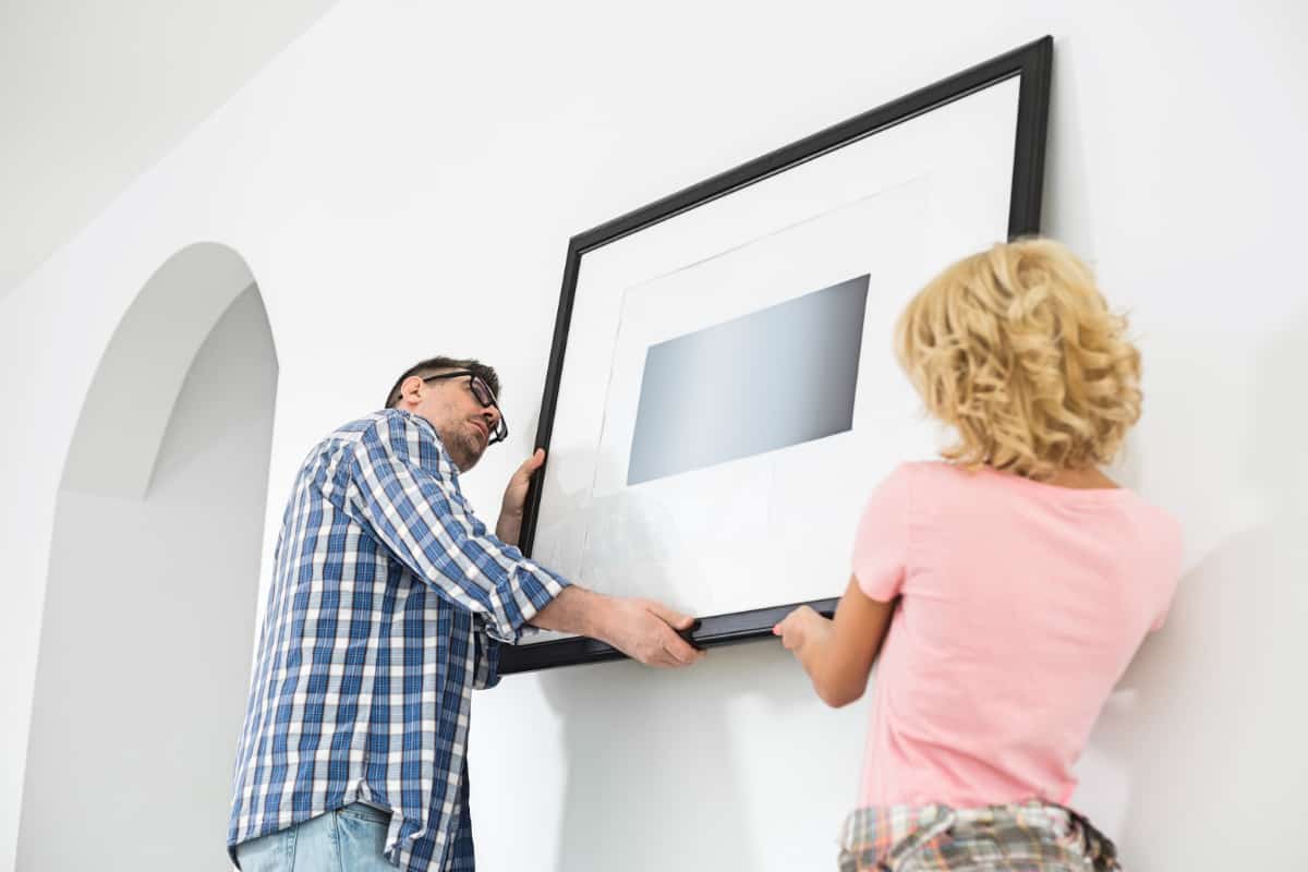 9 Best Heavy-Duty Picture Hangers & Picture Hanging Kits | Durability Matters 9 Best Heavy-Duty Picture Hangers & Picture Hanging Kits | Durability Matters
