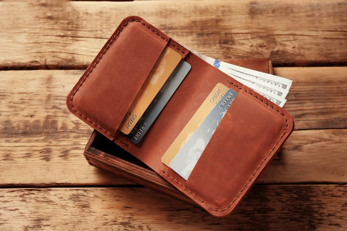 best wallet to keep cards from breaking