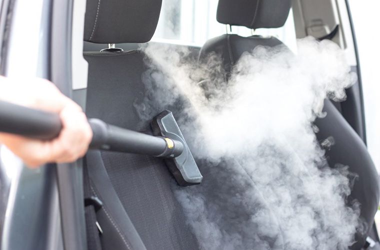 Seat cleaning with a steam cleaner