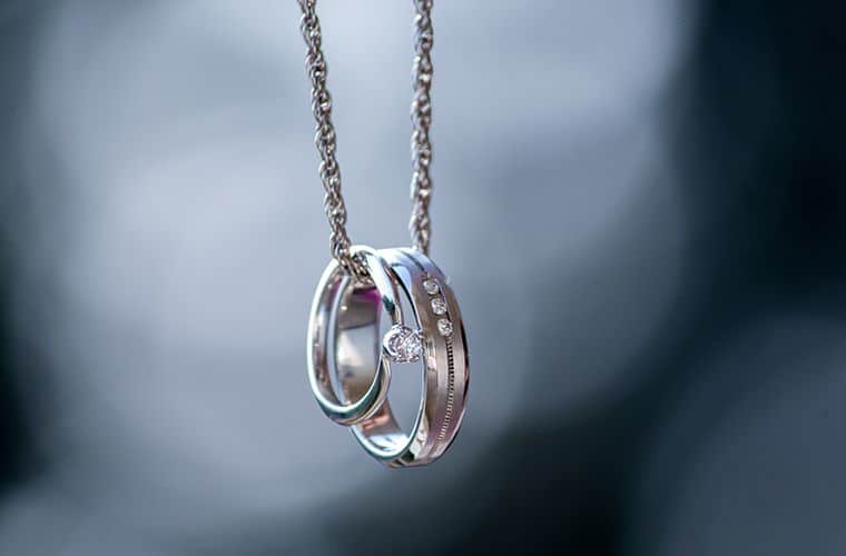 necklace with rings