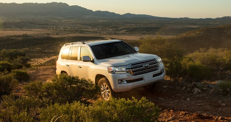 toyota land cruiser 2020