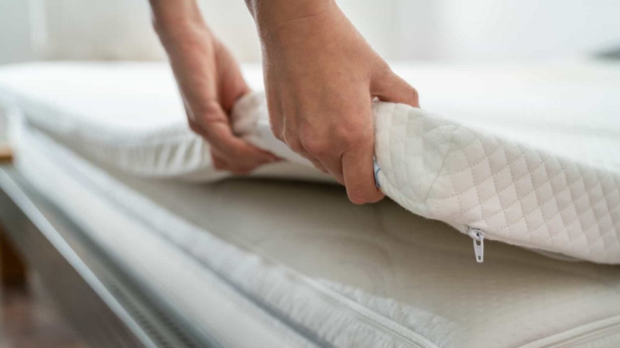 How to Clean Various Types of Mattress Toppers | Durability Matters