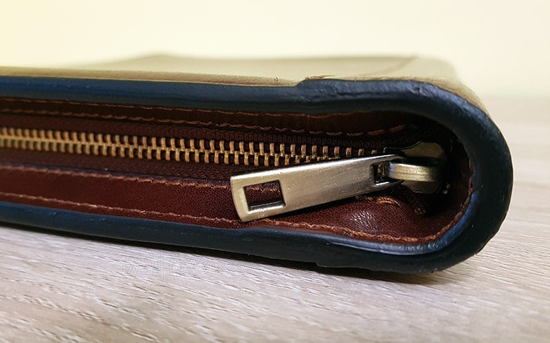 Time Resistance Leather Portfolio Candide - zipper