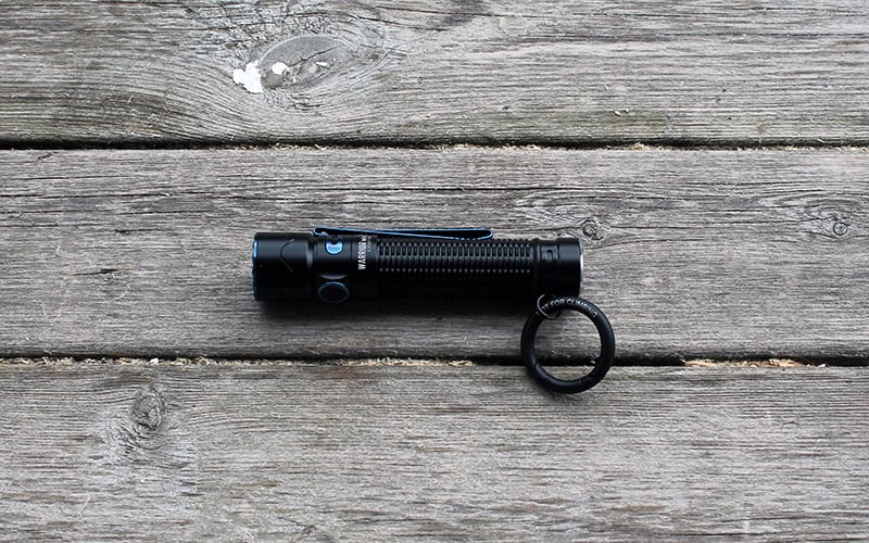Olight Warrior Mini 2 - from side
