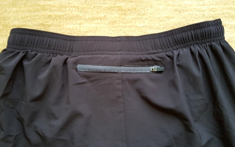 baleaf running shorts - zippered pocket