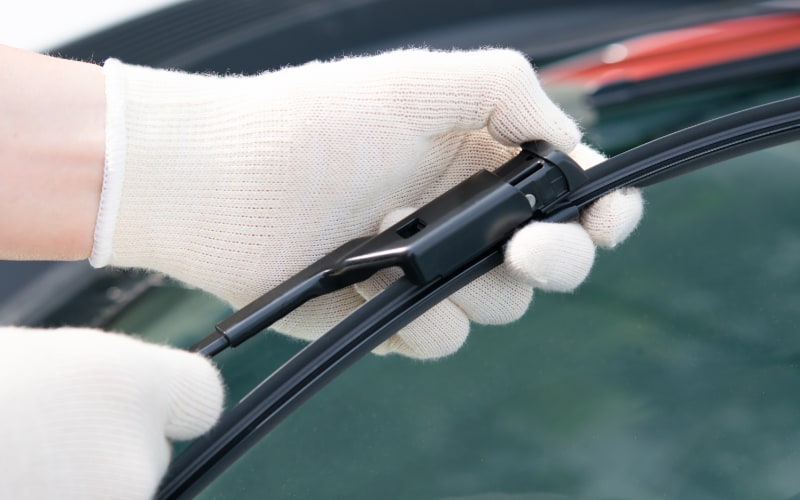 replacement of windscreen wipers