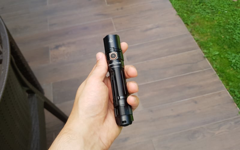 Fenix PD35 V3 in my hand