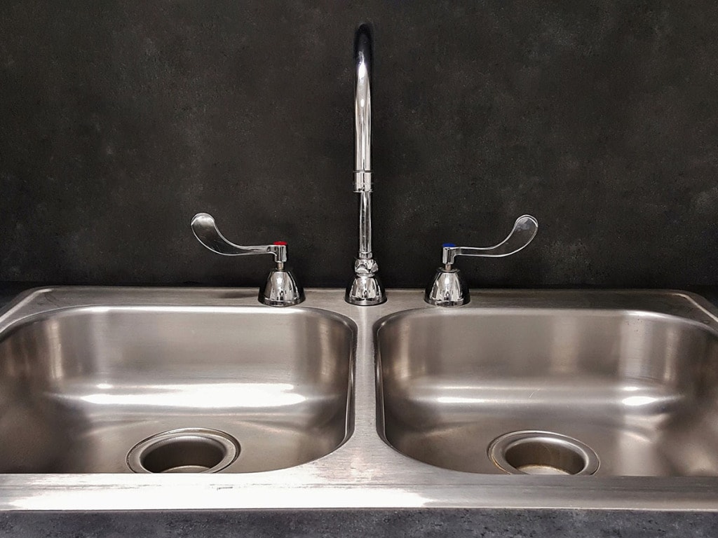 Double-bowl sink