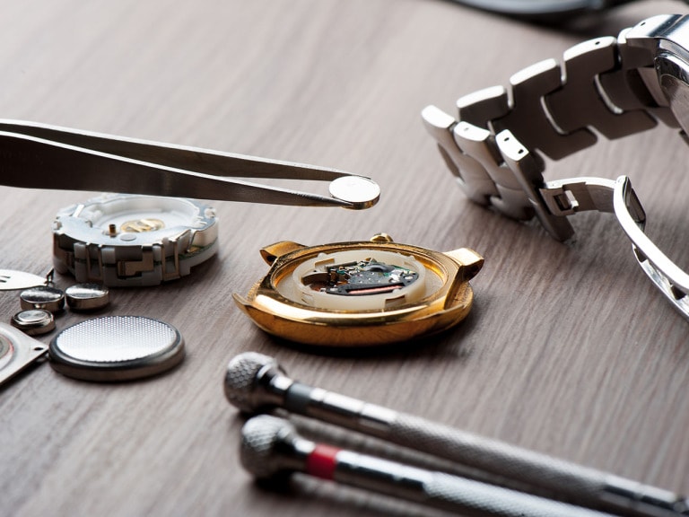 Watch Battery Removal