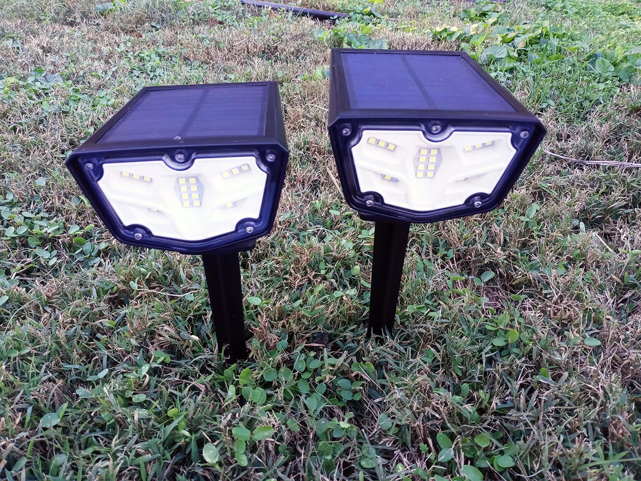 best solar spot light