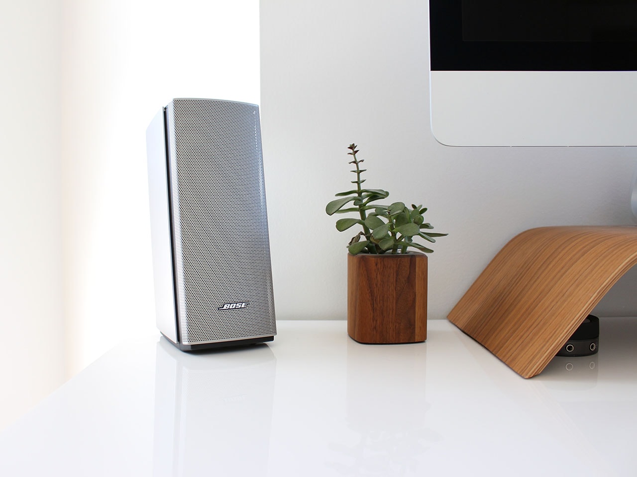 bose computer speaker - feature image