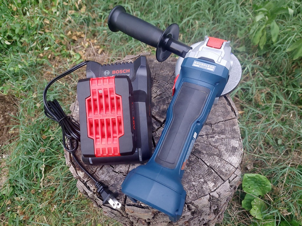 Bosch 18V X-LOCK Angle Grinder 01
