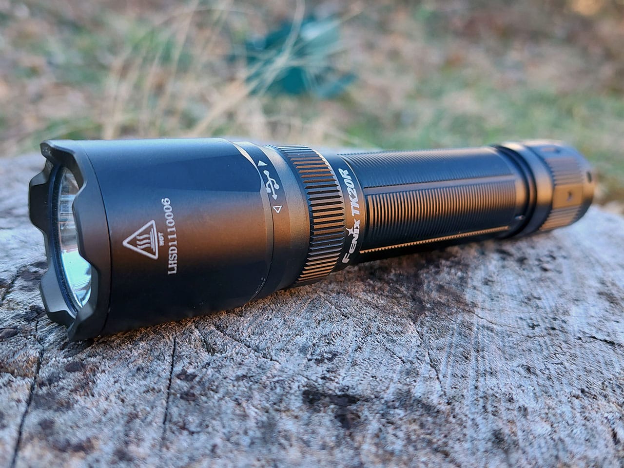 Review: Fenix TK20R V2.0 Flashlight | Durability Matters