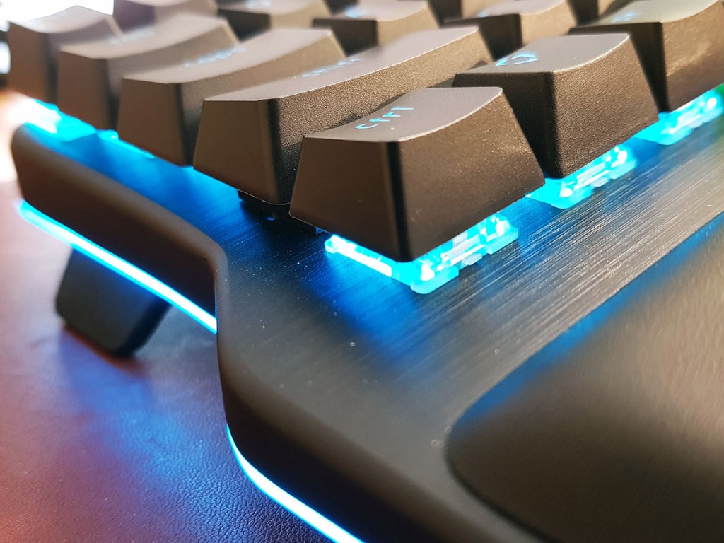 The Best Ergonomic Split Keyboards - Dygma