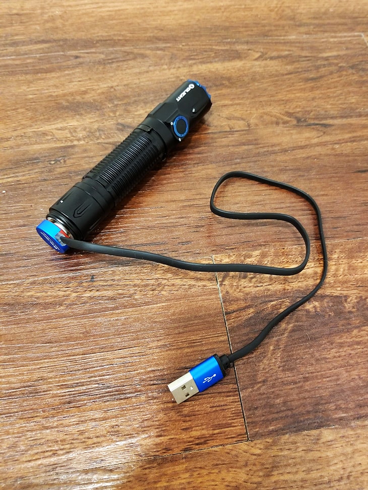 olight warrior 3 magnetic charging