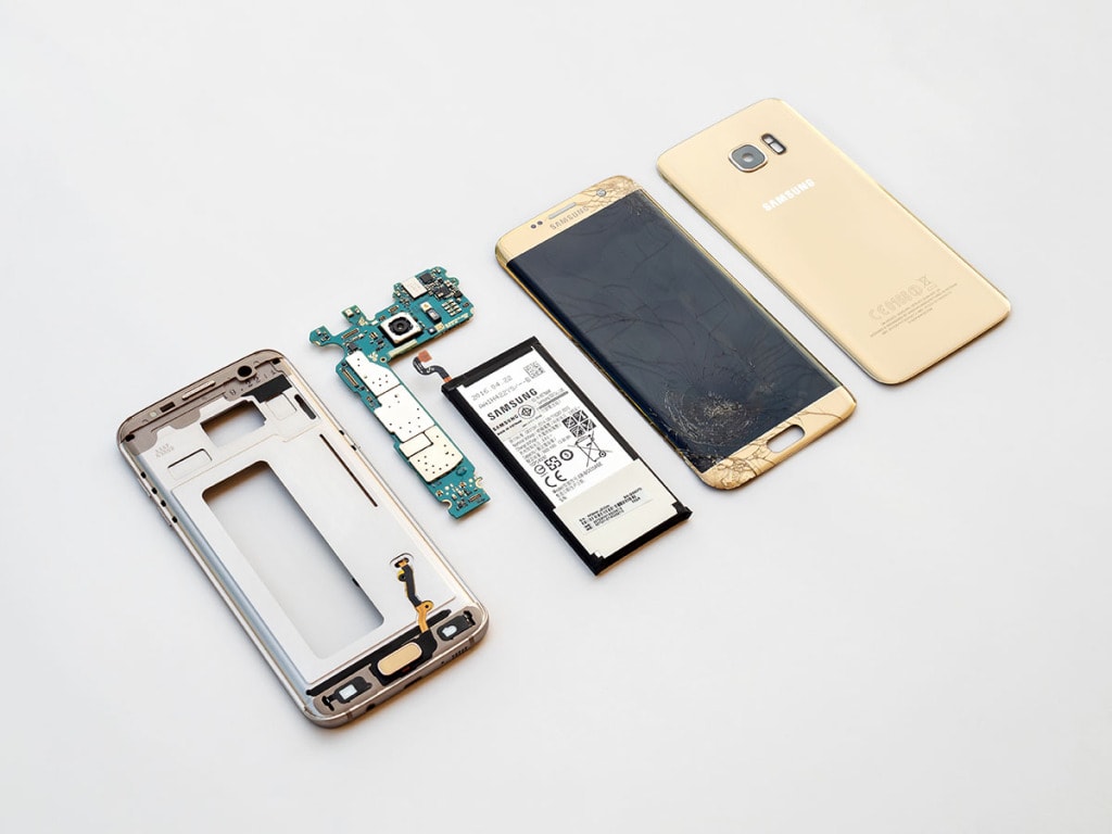 Hardware of broken Samsung Galaxy S7 Edge