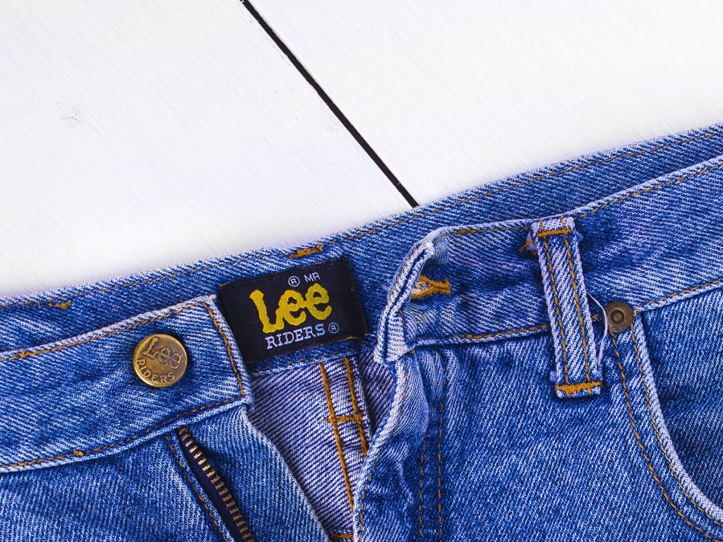 Lee jeans with label