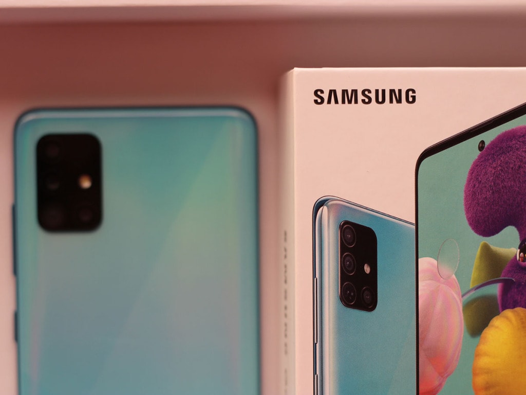 Samsung phone with box